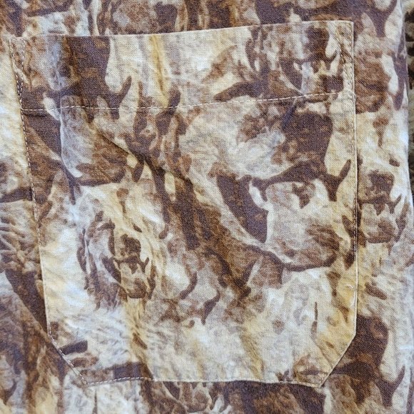 Wrangler CamoDog Men's SS‎ Button Down shirt. Sz Large EUC - Picture 7 of 9